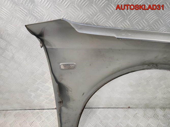 Крыло переднее левое Audi A4 B6 8E0821105B
