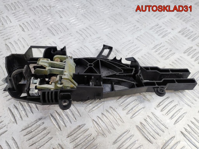 Кронштейн ручки задней левой BMW E90 51227199839