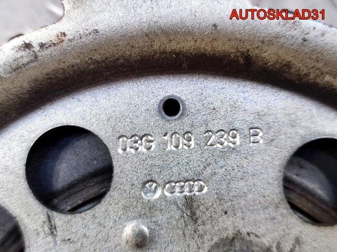 Шестерня распредвала Audi A4 B7 03G109239B