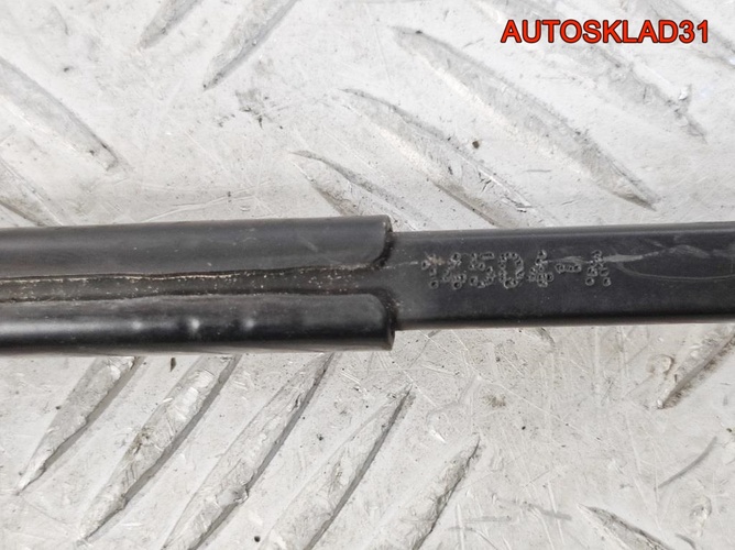 Дворник левый Nissan Primera P12 28881AU312
