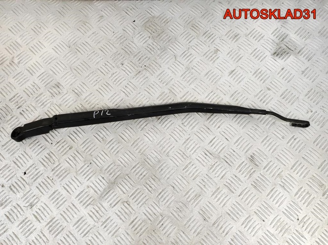 Дворник правый Nissan Primera P12 28886AU312