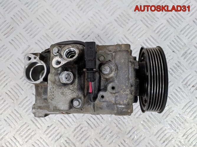 Компрессор кондиционера Audi A4 B6 8E0260805F