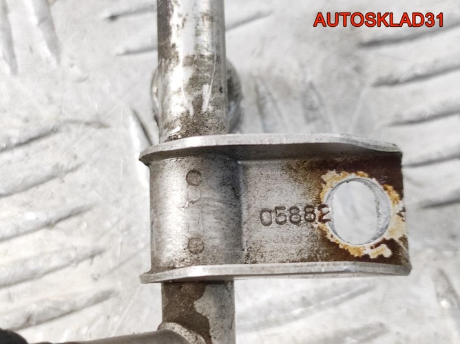 Рейка топливная Opel Vectra B 1,8 X18XE1 81771