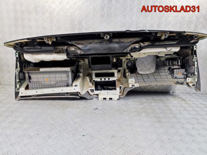 Торпедо Hyundai Sonata 5 NF 847103K100CH