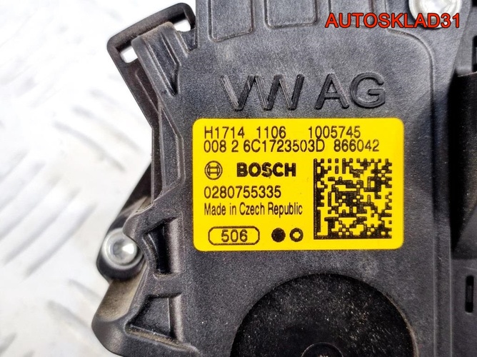 Педаль газ Skoda Rapid 1,6 CXM 6C1723503D Дизель