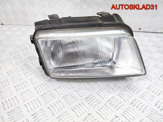 Фара правая Audi A4 B5 8D0941004A Дорестайлинг