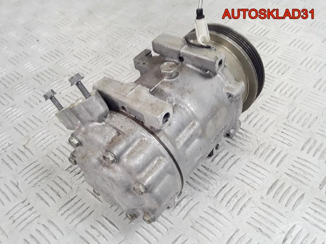 Компрессор кондиционера Renault Logan 8200866441