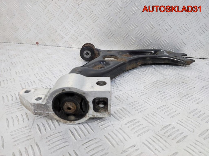 Рычаг передний правый VW Golf 5 1K0407152BC