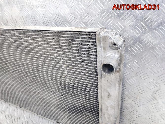 Радиатор основной Audi A8 D2 3,3 AKF 4D0121251AN