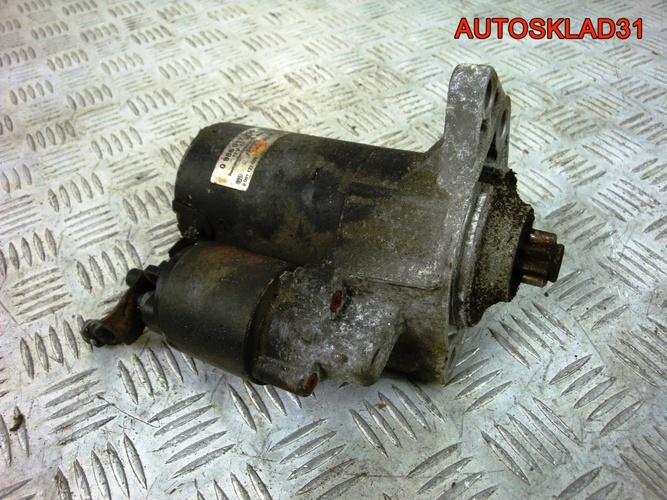 Стартер Volkswagen Golf 4 1.6 AKL 0986017830