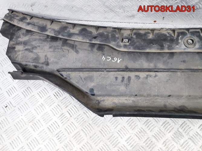 Решетка стеклоочистителя Audi A6 C4 4A1819403B