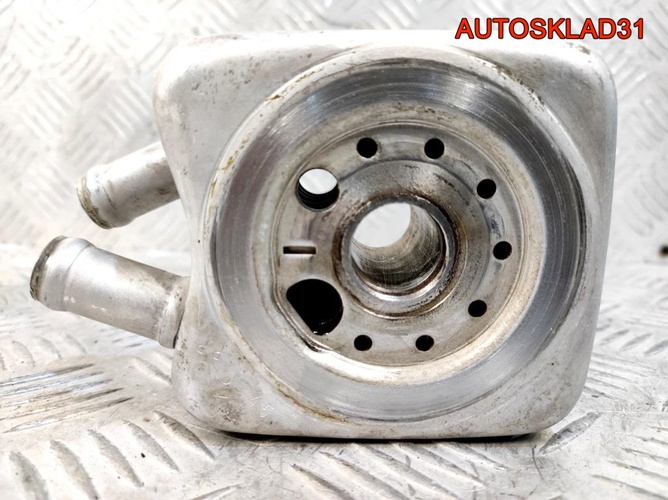 Радиатор масляный Audi A3 8L 1,6 AKL 078117021A
