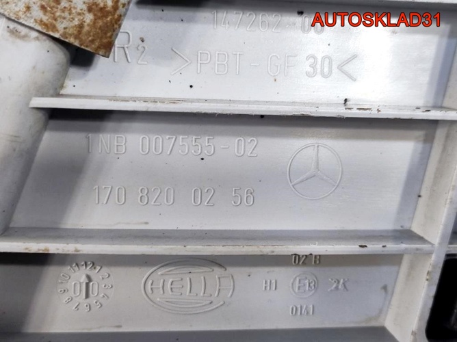 Фара противотуманная правая Mercedes W210 Рест