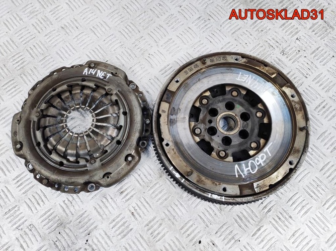Маховика Opel Astra J 55565495 дефект люфт