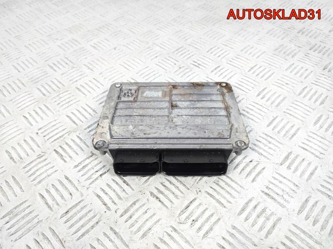 Блок ЭБУ VW Passat B5 2,0 AZM 06B906033T Бензин
