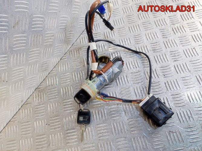 Замок зажигания Subaru Impreza G11 83191AE051
