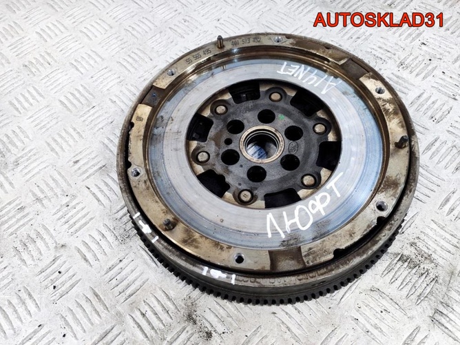 Маховика Opel Astra J 55565495 дефект люфт