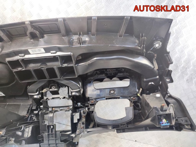 Торпедо Opel Astra J 13301067