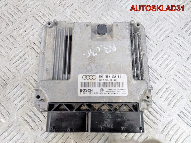 Блок ЭБУ Audi A3 8P 2.0 AXW Бензин 06F906056BT