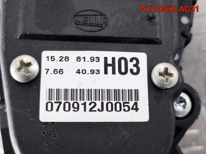 Педаль газа Kia Ceed 327002H300