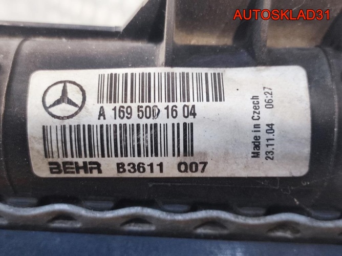 Кассета радиаторов Mercedes Benz W169 1695000303