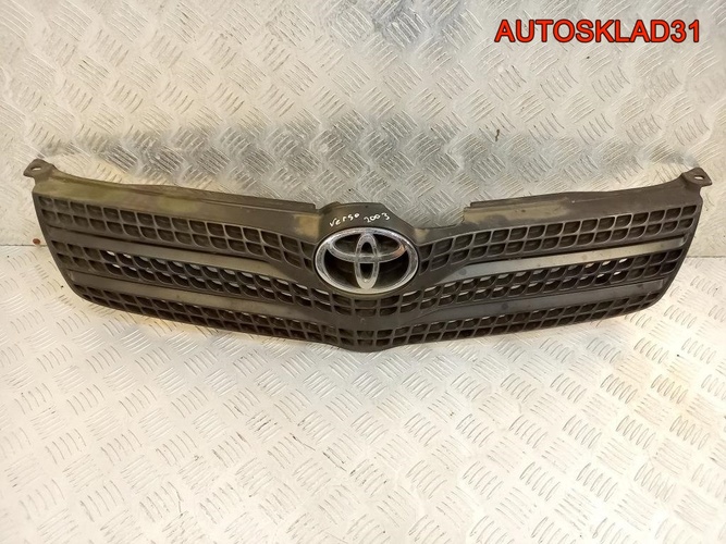 Решетка радиатора Toyota Corolla Verso 5311113240