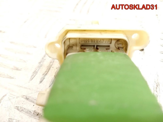 Резистор отопителя Ford Focus 2 3M5H18B647AC