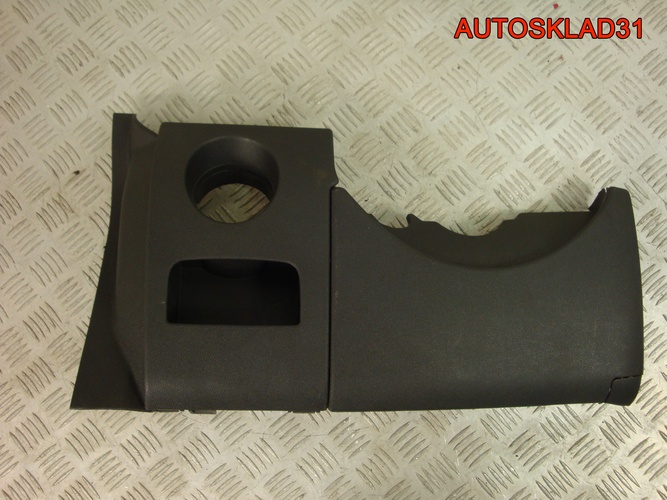 Накладка под торпедо левая Opel Corsa D 13228683