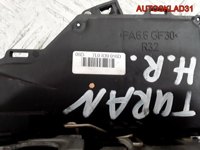 Замок двери задней правой VW Touareg 7L0839016D