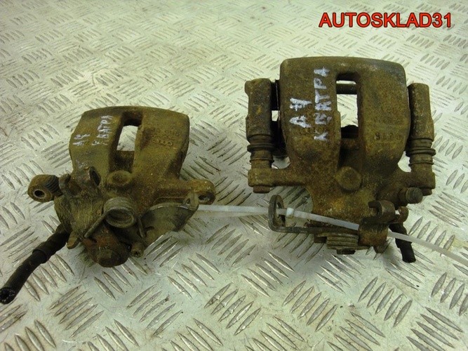 Суппорт тормозной задний Audi A4 B7 8E0615423H 4WD