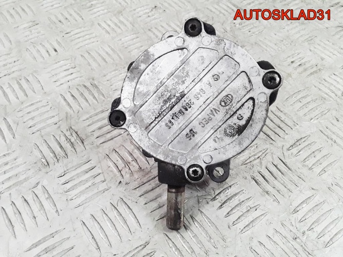 Насос вакуумный Mercedes W203 2.2 646 A6462300165