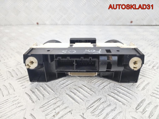 Блок управления отопителем VW Polo 6Q0819045T