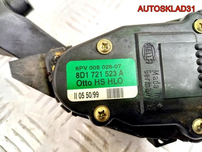 Педаль газа Volkswagen Passat B5 8D1721523A