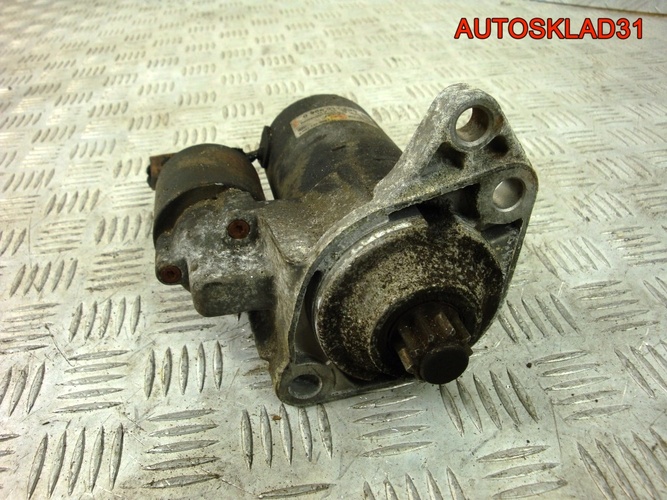 Стартер Volkswagen Golf 4 1.6 AKL 0986017830