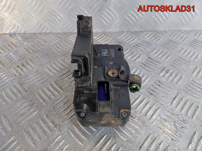 Замок двери передней правой Opel Zafira A 90561154