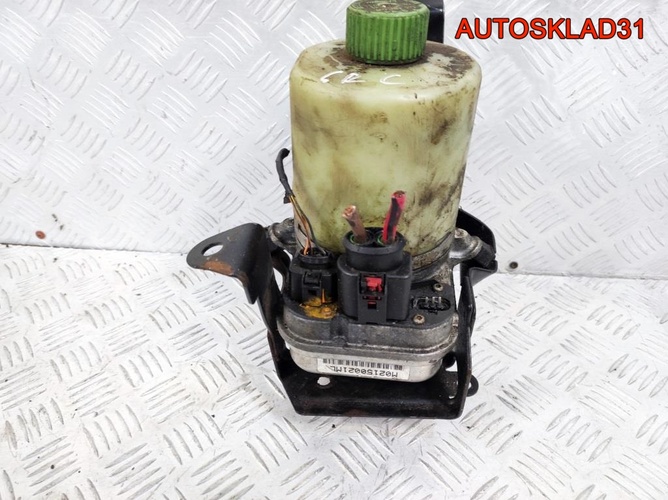 Насос ЭГУР Skoda Fabia 2 6R0423156C Бензин