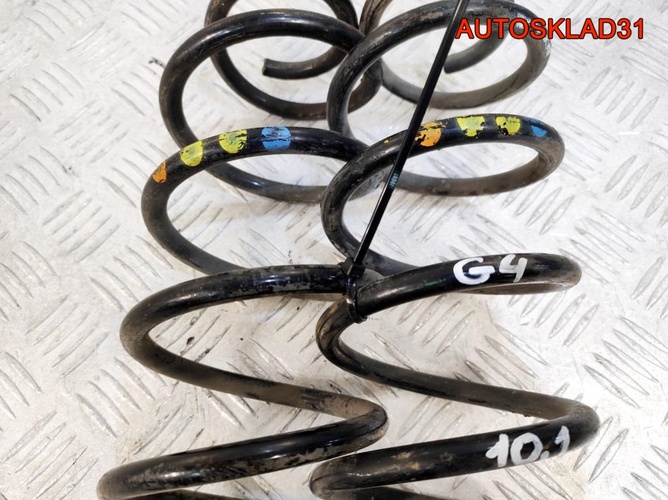 Пружина задняя комплект Volkswagen Golf Mk4