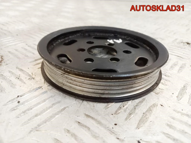 Шкив насоса гур VW Passat B5 038145255D