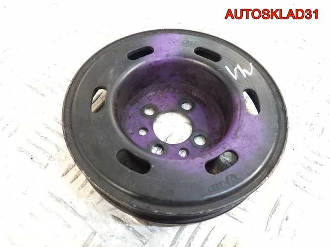 Шкив коленвала VW Golf 4 1,6 AKL 06A105255F