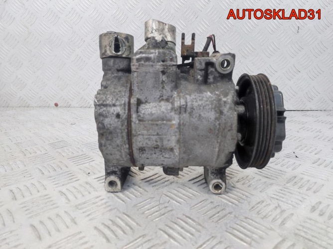 Компрессор кондиционера Audi A4 B6 4B0260805J