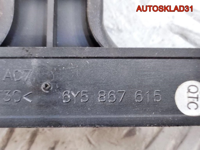 Крючок в багажник для сумок Audi A4 B7 6Y5867615