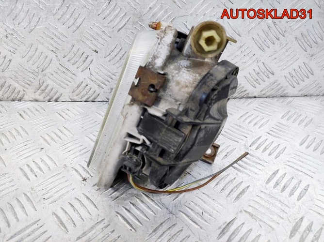Фара противотуманная левая Mercedes W210 Дорест