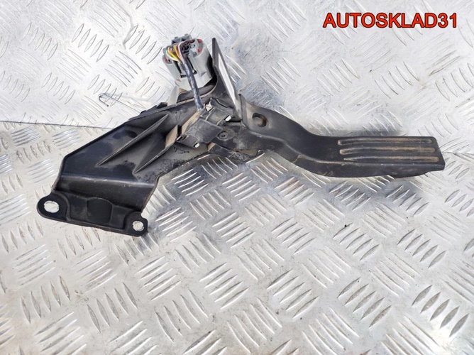 Педаль газа Ford Mondeo 3 2S719F836DA Дизель