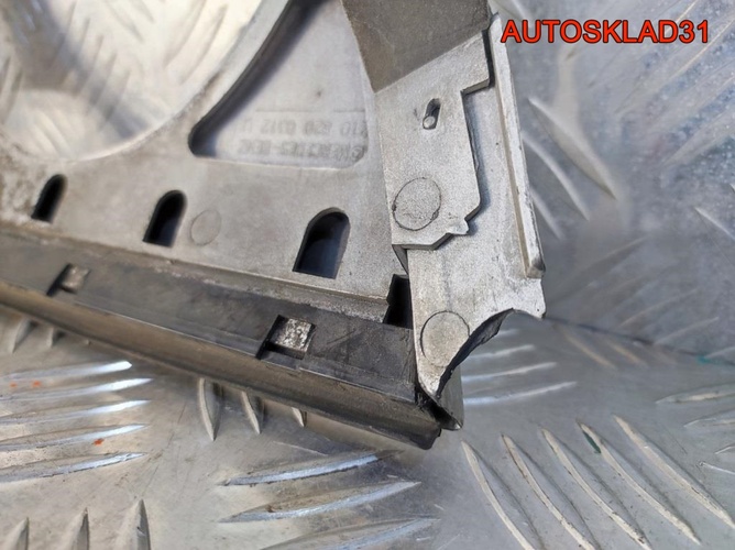 Планка под фару левая Mercedes W210 A2108200312