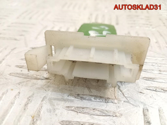 Резистор отопителя VW Passat B6 1K0959263A