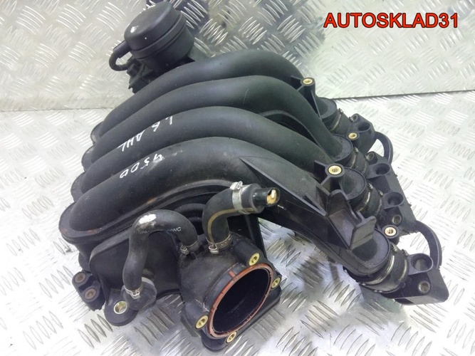 Коллектор впускной VW Passat B5 1.6 AHL 06B133210B