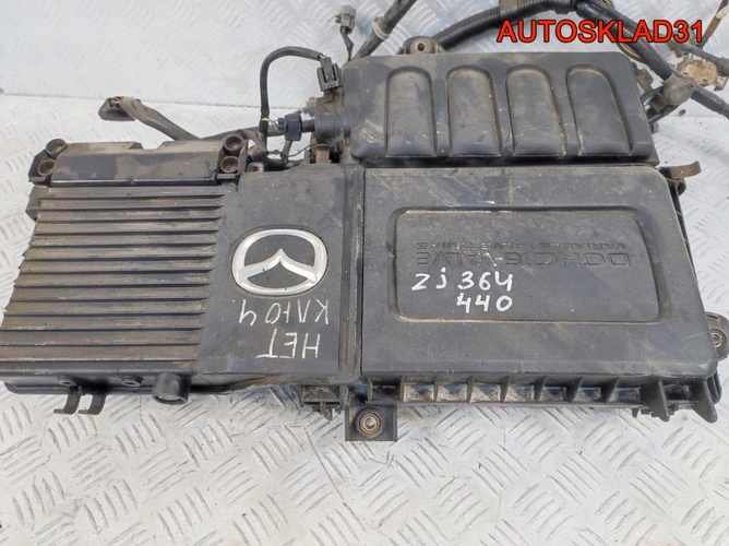 Блок ЭБУ с косой Mazda 3 BK 1,3 ZJ 1001407150