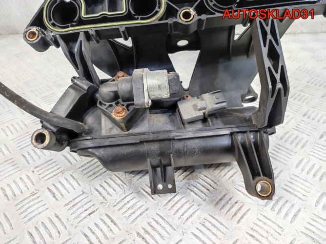 Коллектор впускной Ford Fiesta 1,3 A9A 2S6U9424CB
