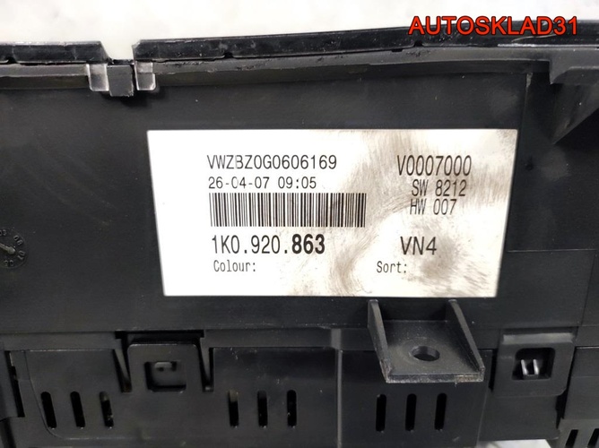 Панель приборов Volkswagen Golf 5 1K0920863 Бензин