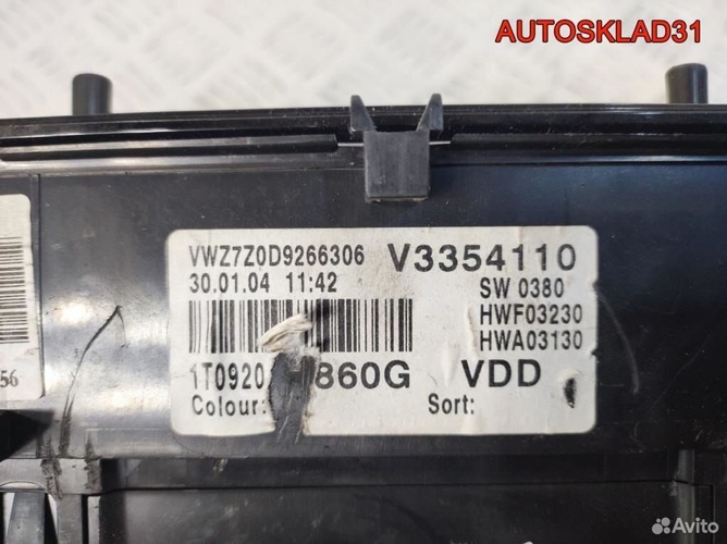 Панель приборов VW Touran 1T0920860G Дизель